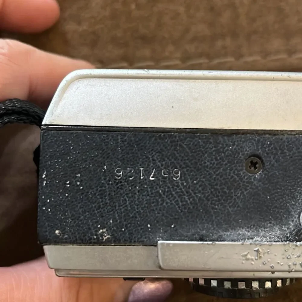 Vintage Kodak Instamatic 404 Camera – 1960s – As‎ Is / Untested – Display